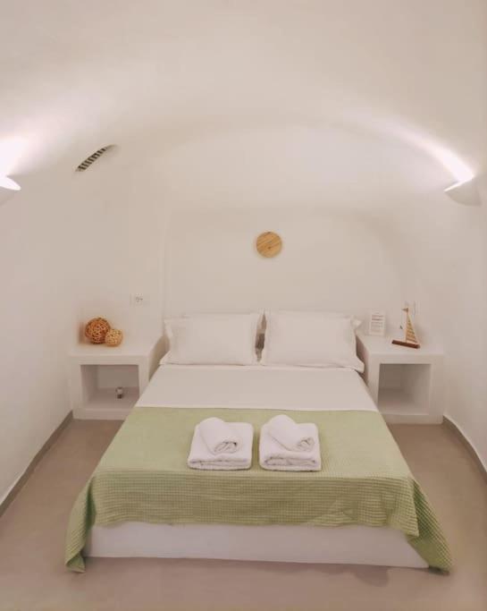 Apartamento Finikas Cave House Foinikiá Exterior foto
